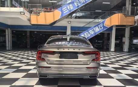 Volvo S60 III, 2022 год, 2 480 000 рублей, 5 фотография