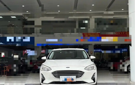 Ford Focus IV, 2019 год, 1 300 000 рублей, 2 фотография