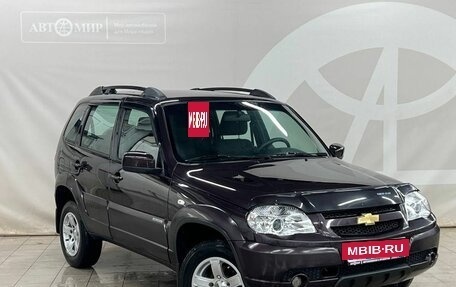 Chevrolet Niva I рестайлинг, 2017 год, 750 000 рублей, 3 фотография