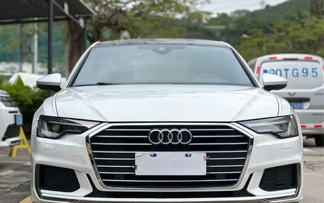 Audi A4, 2021 год, 2 250 000 рублей, 2 фотография