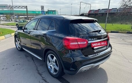 Mercedes-Benz GLA, 2016 год, 2 150 000 рублей, 2 фотография