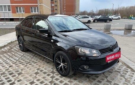 Volkswagen Polo VI (EU Market), 2012 год, 650 000 рублей, 3 фотография