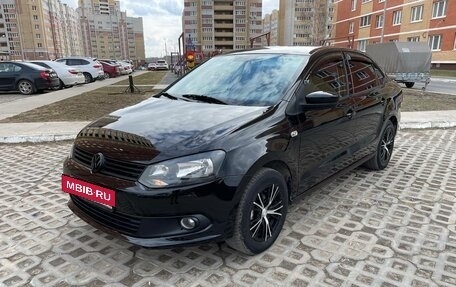 Volkswagen Polo VI (EU Market), 2012 год, 650 000 рублей, 4 фотография