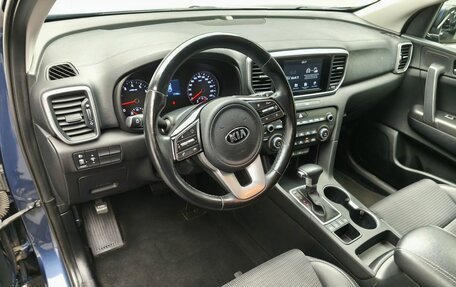KIA Sportage IV рестайлинг, 2019 год, 2 300 000 рублей, 7 фотография
