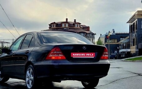 Mercedes-Benz C-Класс, 2006 год, 925 000 рублей, 2 фотография
