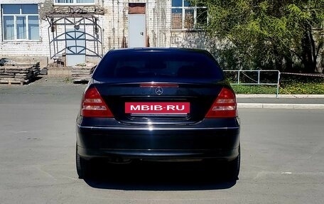 Mercedes-Benz C-Класс, 2006 год, 925 000 рублей, 4 фотография