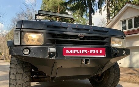 Nissan Pathfinder, 1992 год, 300 000 рублей, 4 фотография