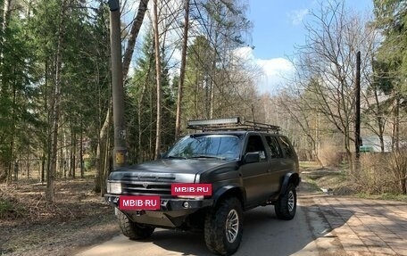 Nissan Pathfinder, 1992 год, 300 000 рублей, 3 фотография