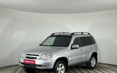 Chevrolet Niva I рестайлинг, 2015 год, 699 000 рублей, 1 фотография