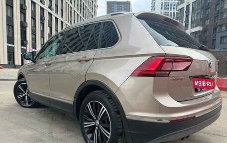 Volkswagen Tiguan II, 2018 год, 2 500 000 рублей, 7 фотография