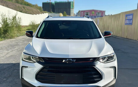 Chevrolet Tracker, 2022 год, 1 208 000 рублей, 2 фотография
