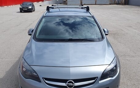 Opel Astra J, 2014 год, 990 000 рублей, 4 фотография