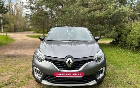 Renault Kaptur I рестайлинг, 2017 год, 1 400 000 рублей, 3 фотография