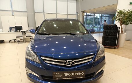 Hyundai Solaris II рестайлинг, 2015 год, 751 000 рублей, 2 фотография