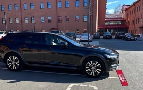 Volvo V90 Cross Country I рестайлинг, 2020 год, 3 750 000 рублей, 3 фотография