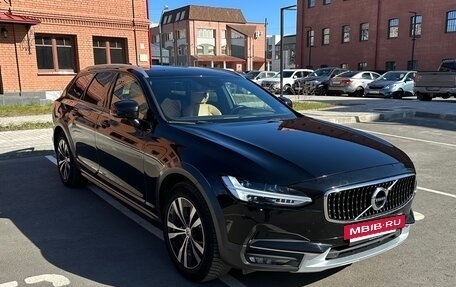 Volvo V90 Cross Country I рестайлинг, 2020 год, 3 750 000 рублей, 5 фотография