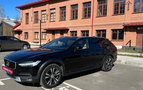 Volvo V90 Cross Country I рестайлинг, 2020 год, 3 750 000 рублей, 6 фотография