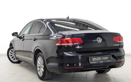 Volkswagen Passat B8 рестайлинг, 2017 год, 1 450 000 рублей, 7 фотография