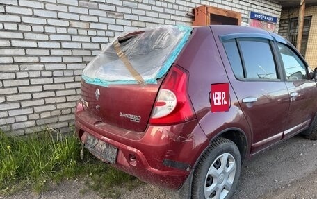 Renault Sandero I, 2011 год, 200 000 рублей, 4 фотография