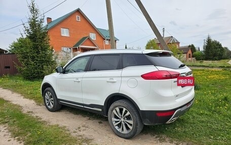 Geely Atlas I, 2021 год, 2 150 000 рублей, 3 фотография