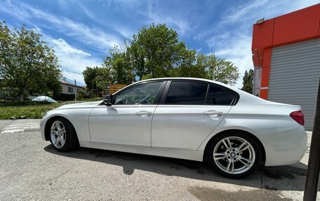 BMW 3 серия, 2016 год, 2 000 000 рублей, 4 фотография