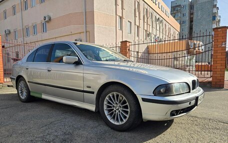 BMW 5 серия, 1999 год, 560 000 рублей, 3 фотография