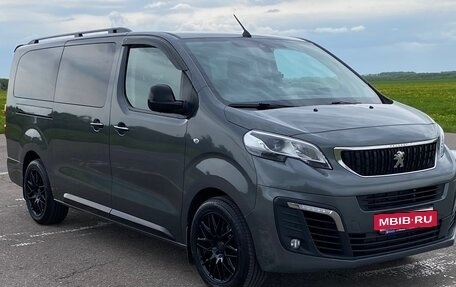 Peugeot Traveller I, 2019 год, 2 899 999 рублей, 4 фотография