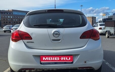 Opel Astra J, 2010 год, 610 000 рублей, 4 фотография