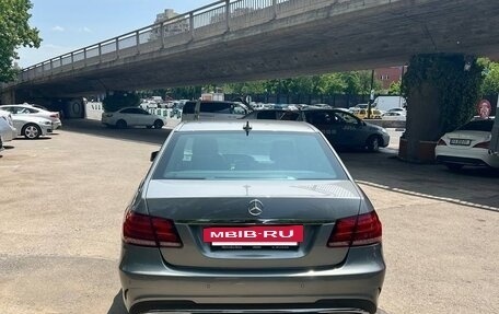 Mercedes-Benz E-Класс, 2014 год, 2 100 000 рублей, 3 фотография