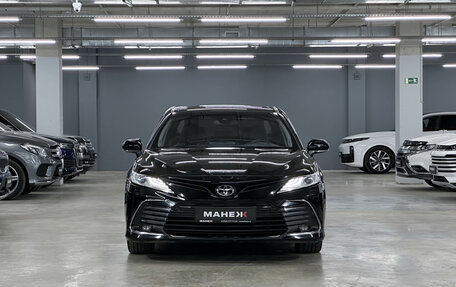 Toyota Camry, 2021 год, 3 120 000 рублей, 2 фотография