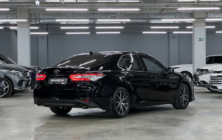 Toyota Camry, 2021 год, 3 120 000 рублей, 6 фотография