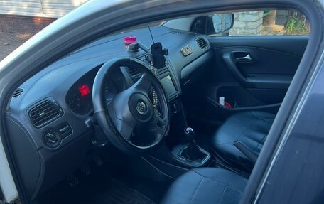Volkswagen Polo VI (EU Market), 2013 год, 700 000 рублей, 1 фотография
