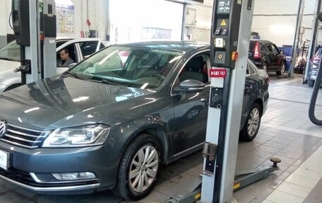 Volkswagen Passat B7, 2013 год, 1 100 000 рублей, 1 фотография