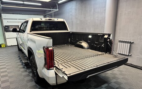Toyota Tundra, 2022 год, 10 000 000 рублей, 6 фотография