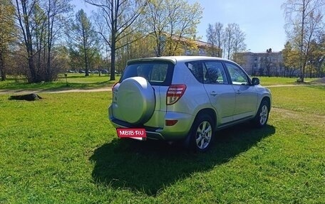 Toyota RAV4, 2010 год, 1 176 000 рублей, 2 фотография