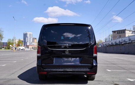 Mercedes-Benz V-Класс, 2025 год, 15 200 000 рублей, 2 фотография