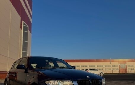 BMW 1 серия, 2005 год, 1 010 000 рублей, 2 фотография