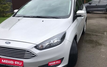 Ford Focus III, 2015 год, 990 000 рублей, 2 фотография
