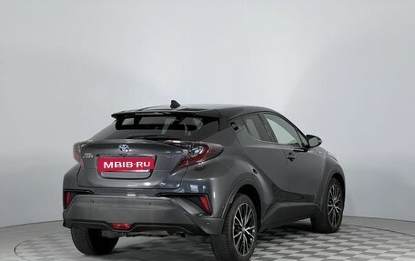 Toyota C-HR I рестайлинг, 2018 год, 2 799 000 рублей, 5 фотография
