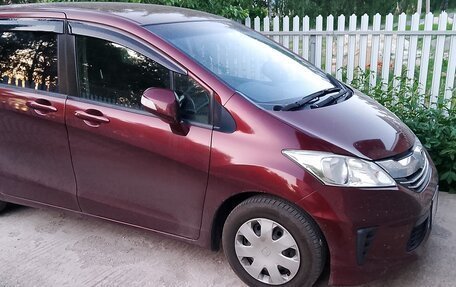 Honda Freed I, 2016 год, 1 390 000 рублей, 4 фотография