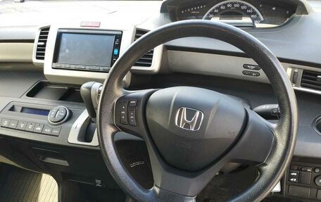 Honda Freed I, 2016 год, 1 390 000 рублей, 8 фотография