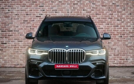 BMW X7, 2019 год, 8 798 000 рублей, 2 фотография