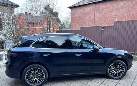 Porsche Cayenne III, 2021 год, 6 990 000 рублей, 3 фотография