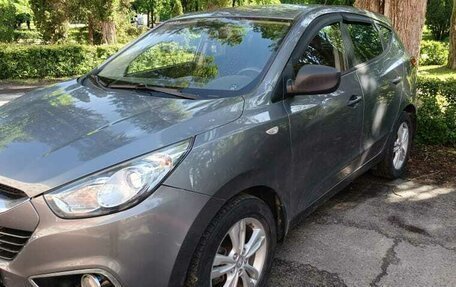 Hyundai ix35 I рестайлинг, 2011 год, 1 300 000 рублей, 2 фотография