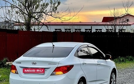 Hyundai Solaris II рестайлинг, 2012 год, 750 000 рублей, 3 фотография