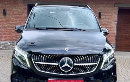Mercedes-Benz V-Класс, 2022 год, 18 299 000 рублей, 4 фотография