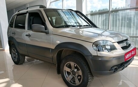 Chevrolet Niva I рестайлинг, 2020 год, 920 000 рублей, 2 фотография