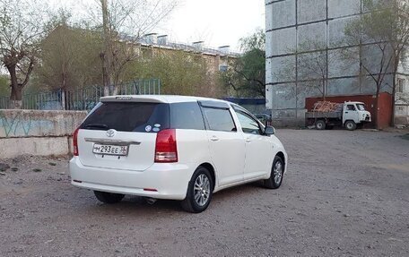 Toyota Wish II, 2005 год, 900 000 рублей, 3 фотография
