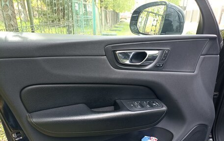 Volvo XC60 II, 2019 год, 2 990 000 рублей, 3 фотография