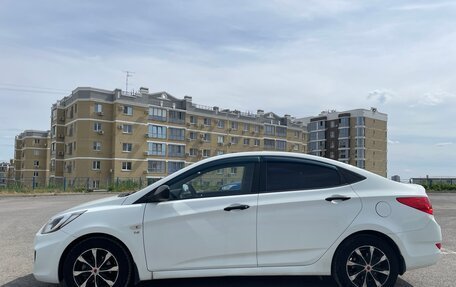 Hyundai Solaris II рестайлинг, 2013 год, 1 050 000 рублей, 4 фотография